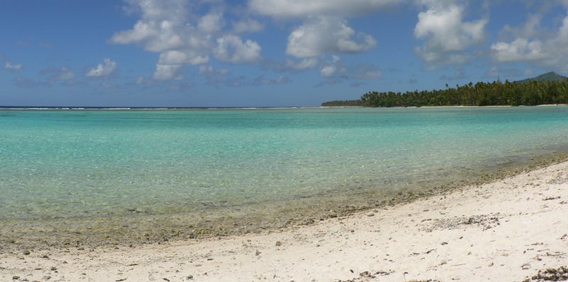 43- La plage de l'ancien hotel Sofitel sur le motu Ovarei 